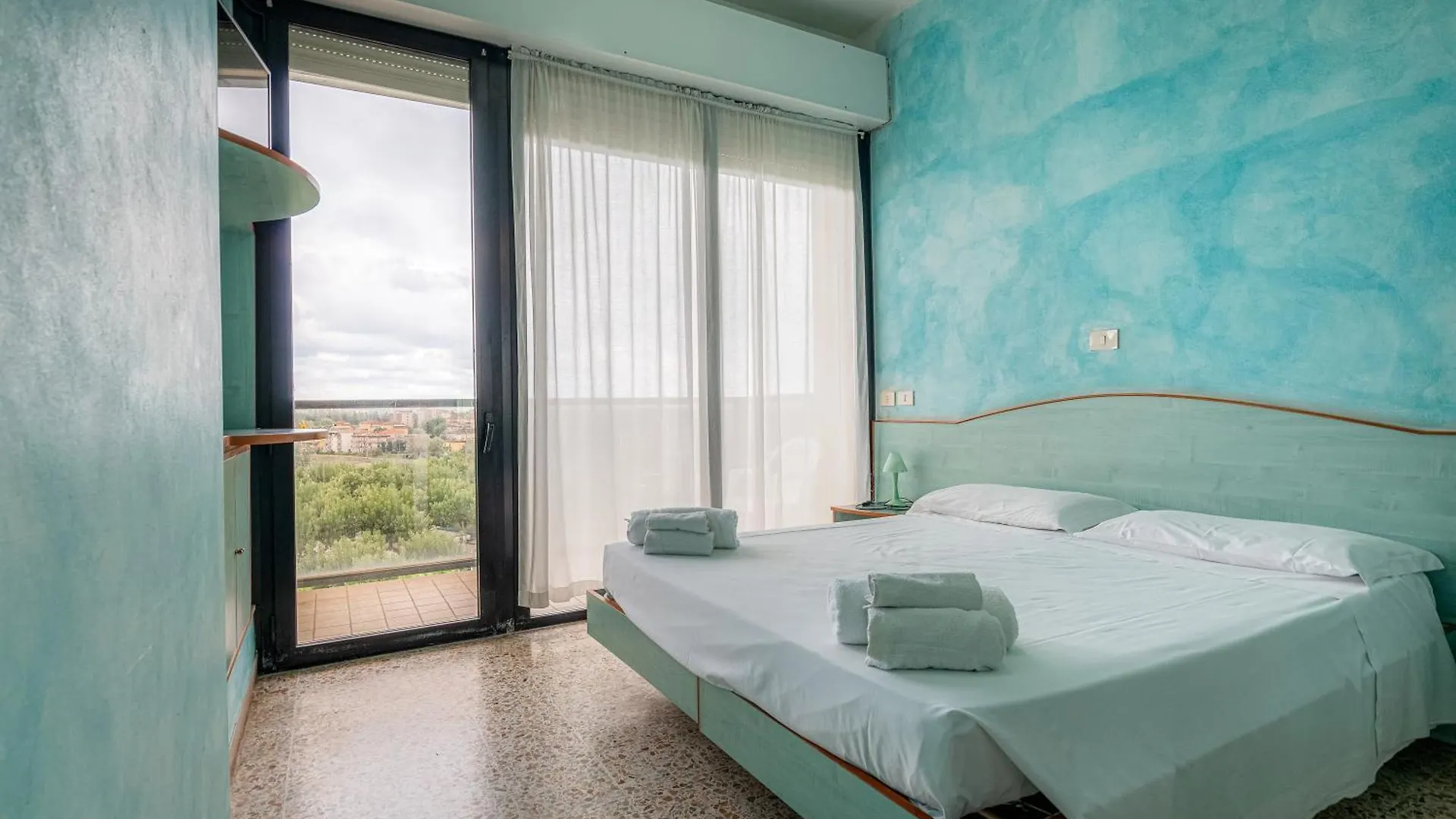 Hotel Crown Rimini 3*,